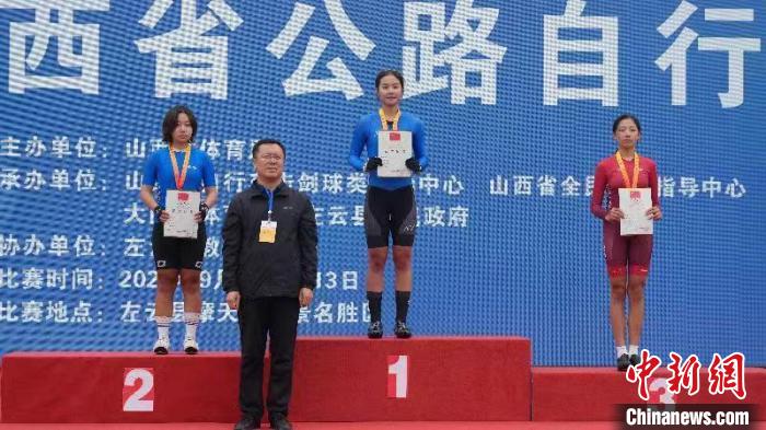 2024山西公路自行车赛左云开赛 骑行长城领略文化