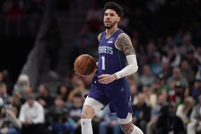 亚历山大40分创纪录力压群雄当选今日最佳球员