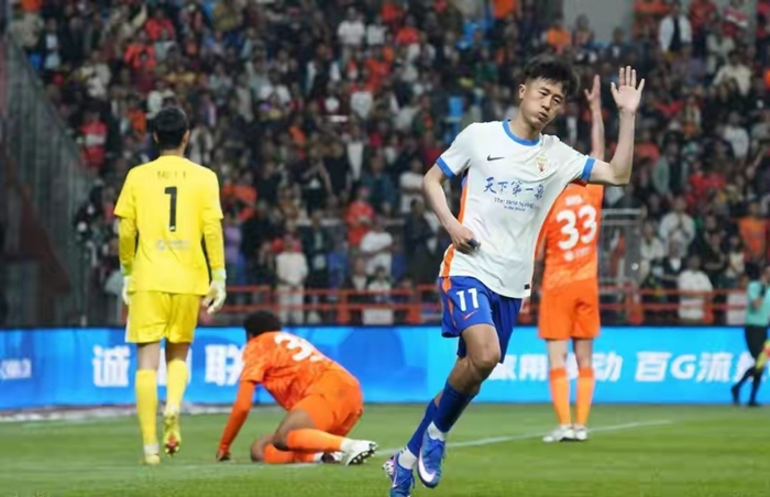 山东泰山客战云南玉昆惨败后教练组矛盾被误传