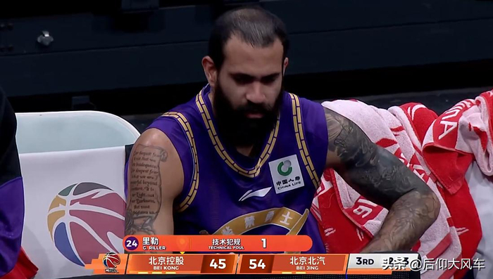 北汽客场大胜北控复仇成功 德比战4连胜锁定季后