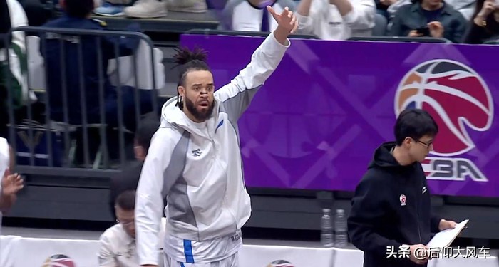 北汽客场大胜北控复仇成功 德比战4连胜锁定季后