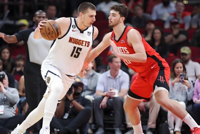 火箭季后赛首轮对阵湖人或掘金：谁更易晋级？