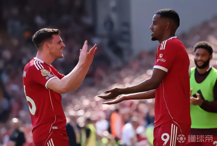 伊萨克首球打破僵局，利物浦新援历经伤病终迎